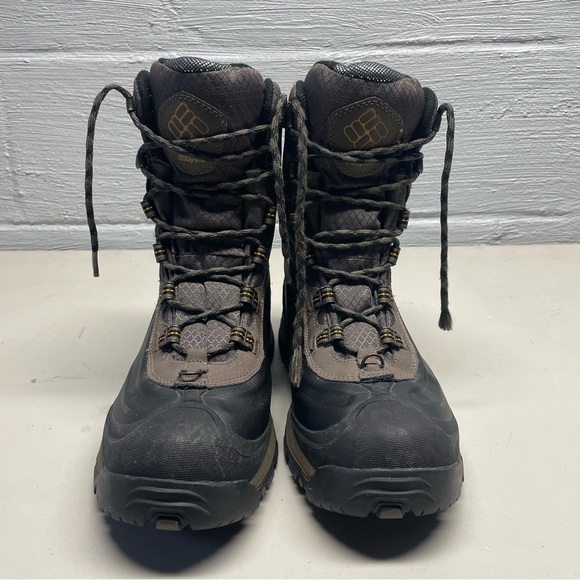 Men’s Columbia Winter Hiking boots - Picture 7 of 12